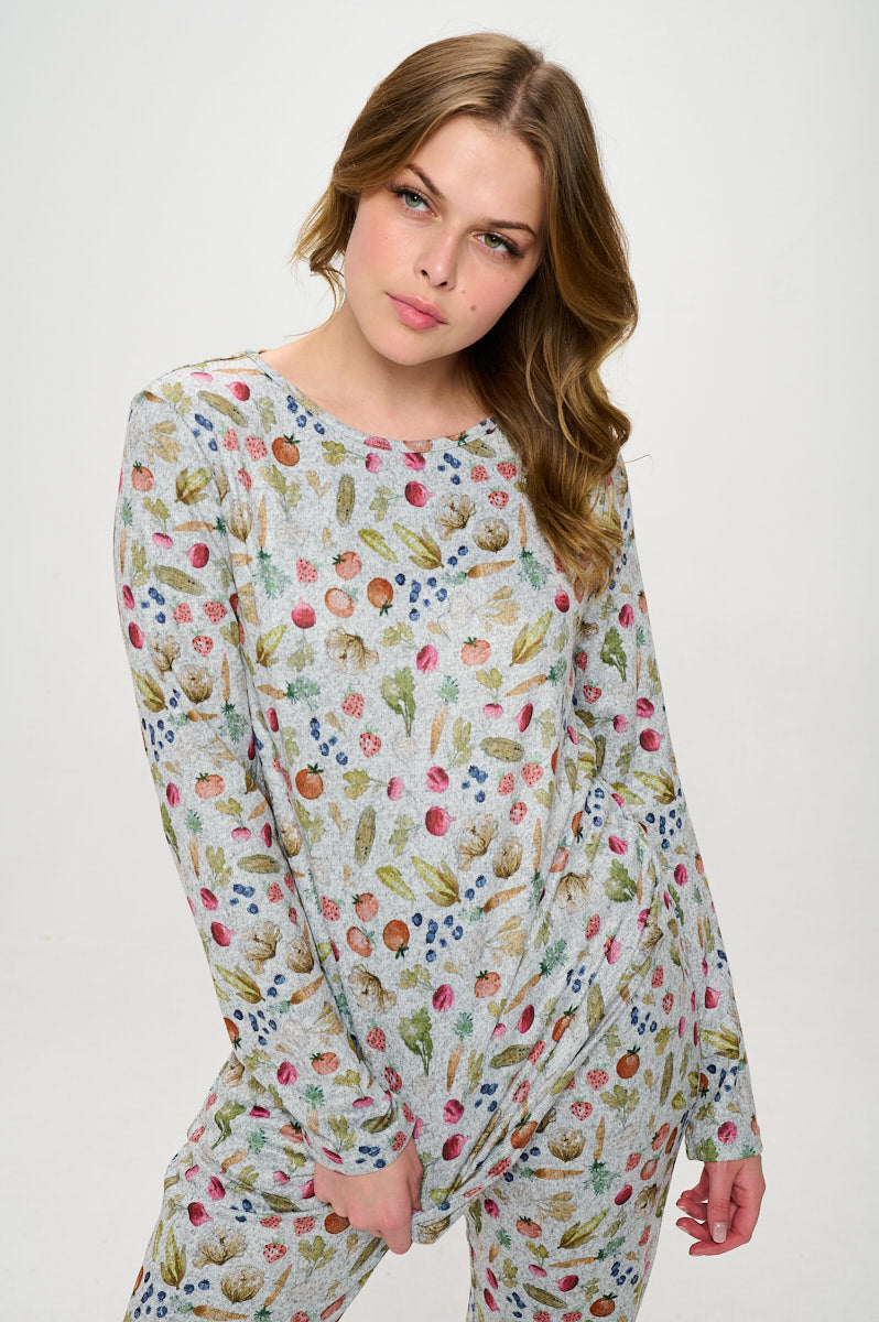 VEGETABLE PRINT TUNIC PULLOVER