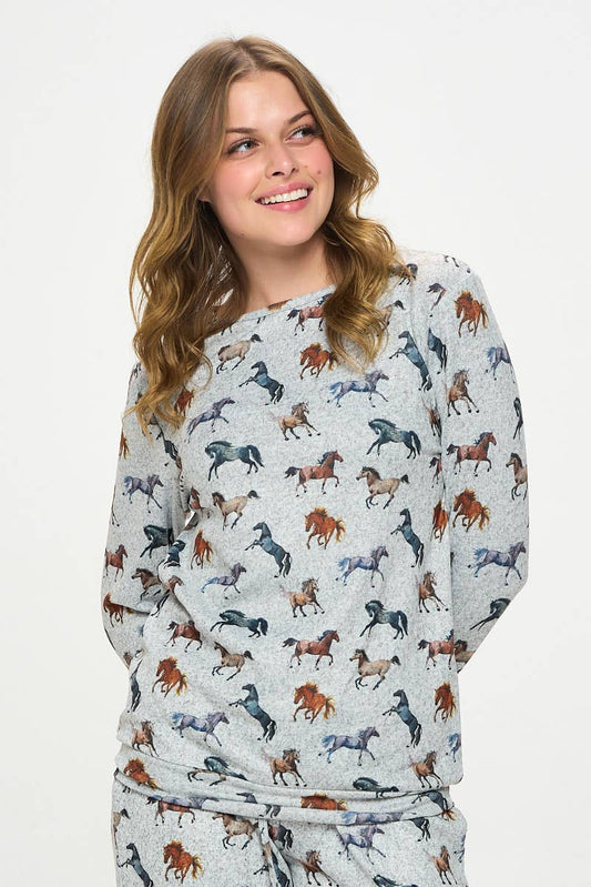 COLOR HORSE PRINT PULLOVER
